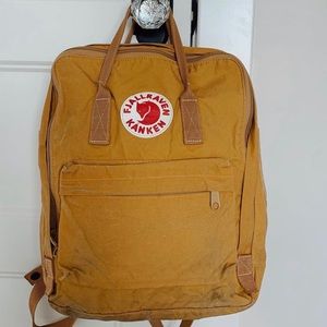 Fjall Raven Kanken Backpack